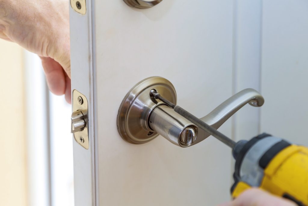 Professional Dallas locksmith Dallas TX technician